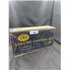 Image 1 : VINTAGE IRC VOLUME CONTROLLED COUNTER TOP DISPLAY CABINET