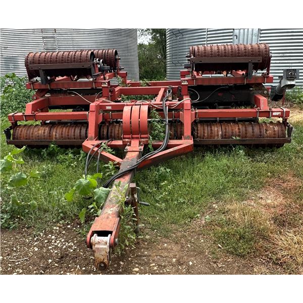 Case 415 cultipacker