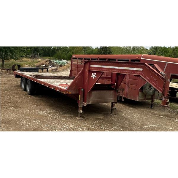 PJ 26' Gooseneck trailer