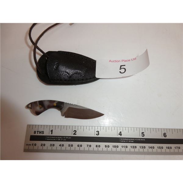 Small Knife With Sheath