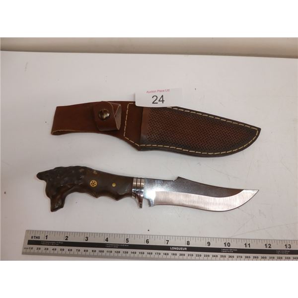Wolf Handle Knife With Sheath