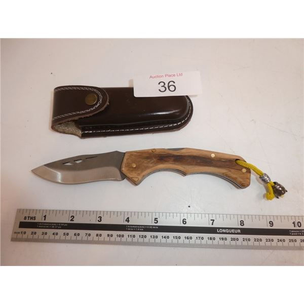Folding Knife with Sheath