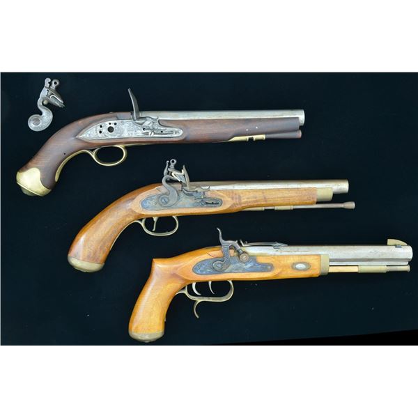 3 REPRODUCTION PISTOLS.