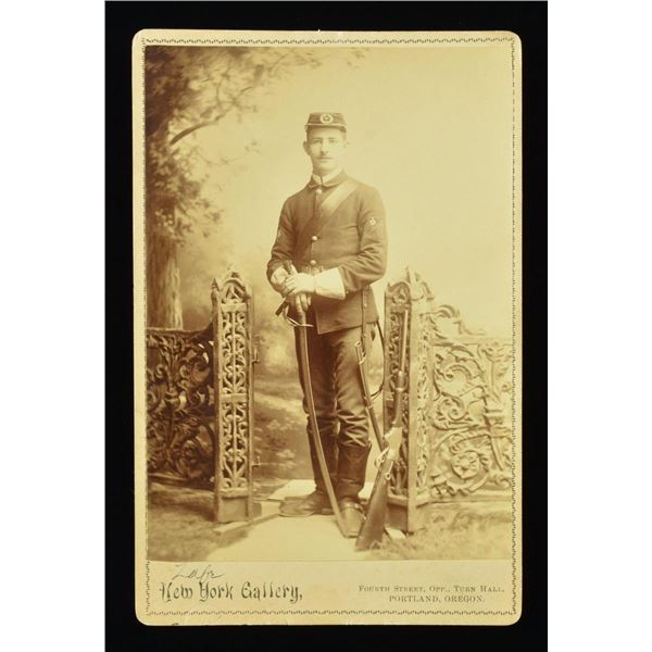 RARE INDIAN WAR ERA CABINET CARD PHOTO OF