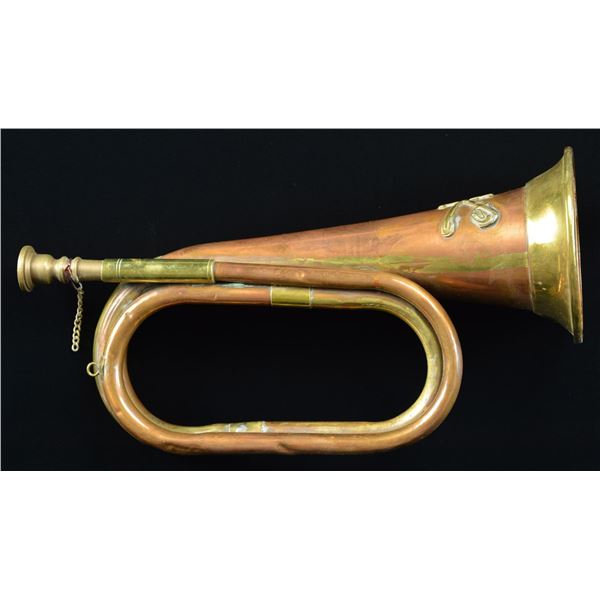 UNMARKED US STYLE BUGLE WITH 7TH CAVALRY INSIGNIA.