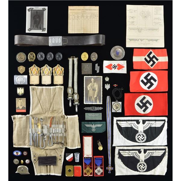 WWII GERMAN INSIGNIA, EQUIPMENT, BADGES, AWARDS &