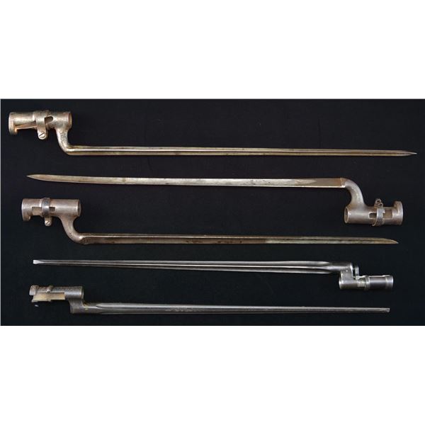 5 EUROPEAN SOCKET BAYONETS.