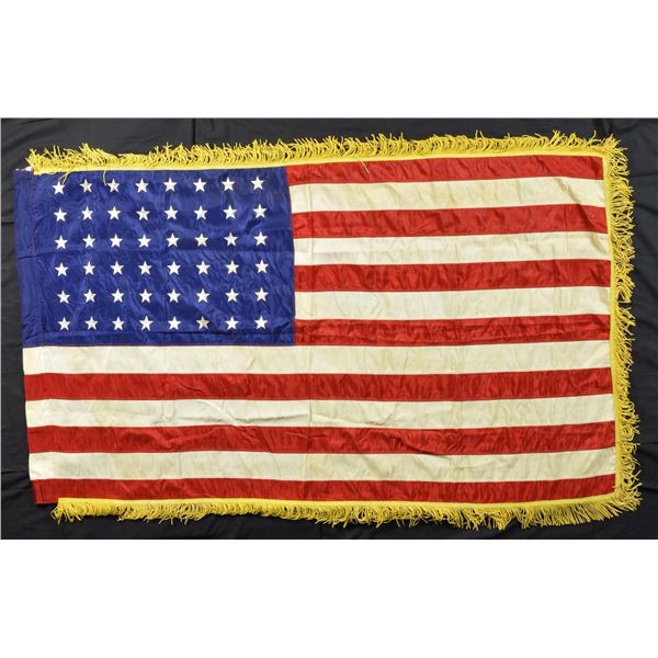 FIVE AMERICAN FLAGS, WW2 SERVICE FLAGS.