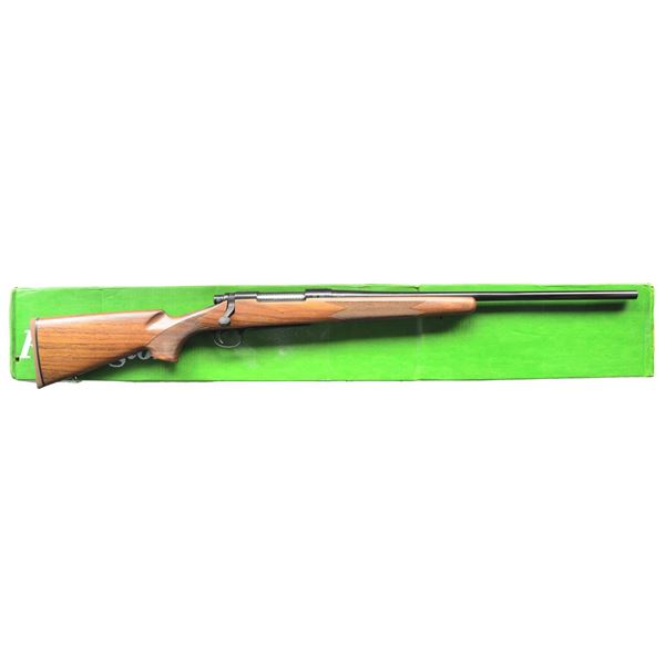 REMINGTON MODEL 700 CLASSIC BOLT ACTION RIFLE.
