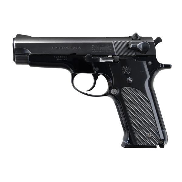 SMITH & WESSON MODEL 59 SEMI AUTO PISTOL.