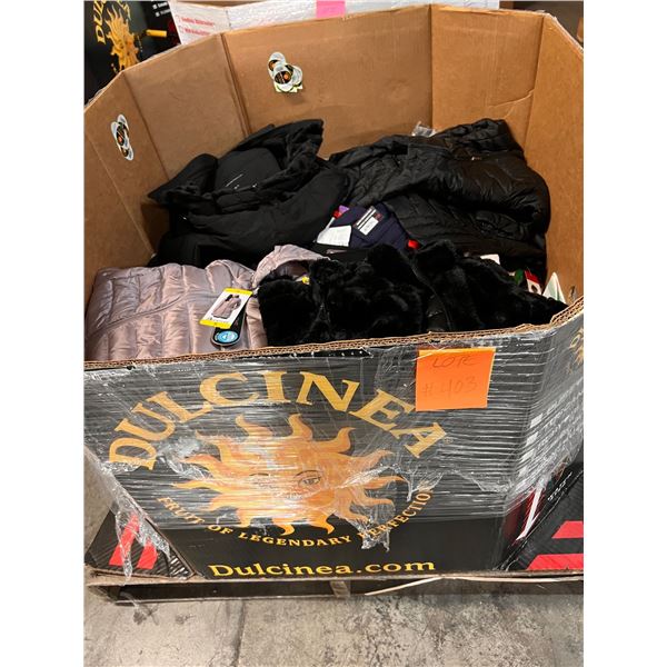 Lote #403 - Target/Costco Clothes