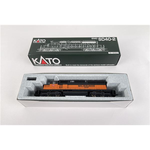 Kato EMD SD40-2 37-2908 HO Scale Engine