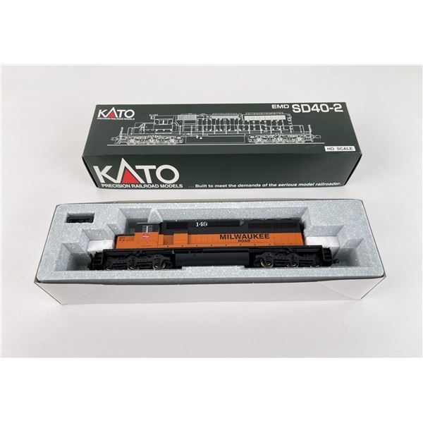 Kato EMD SD40-2 37-2908 HO Scale Engine