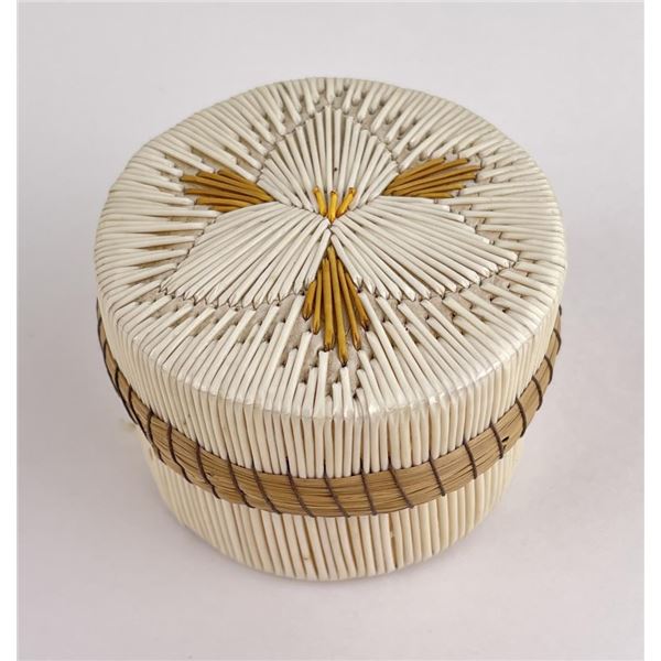 Antique Ojibwe Indian Birch Bark Quilled Box