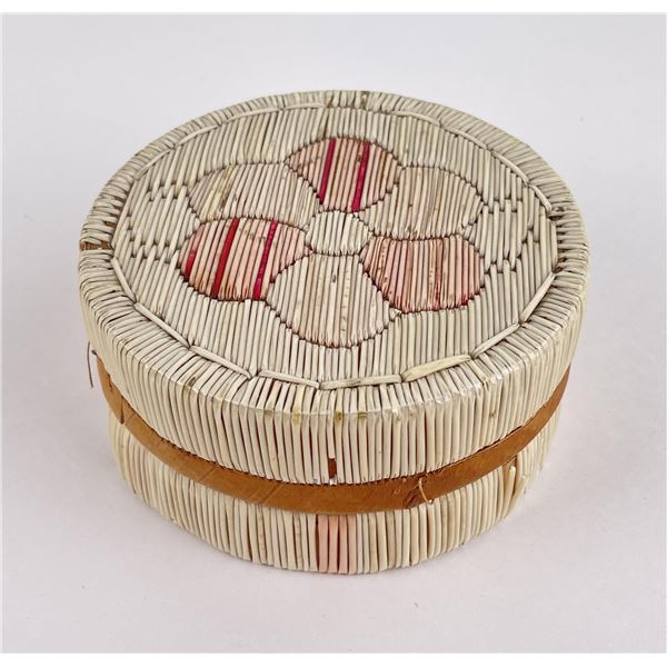 Antique Ojibwe Indian Birch Bark Quilled Box