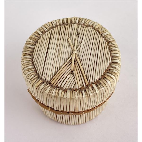 Antique Ojibwe Indian Birch Bark Quilled Box