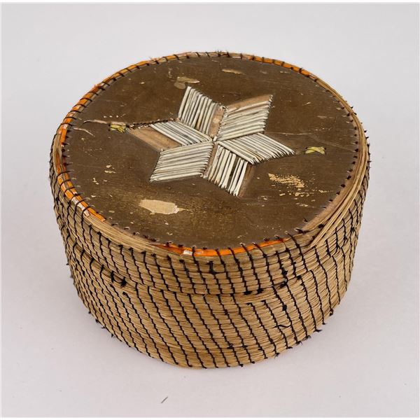 Antique Ojibwe Indian Birch Bark Quilled Box