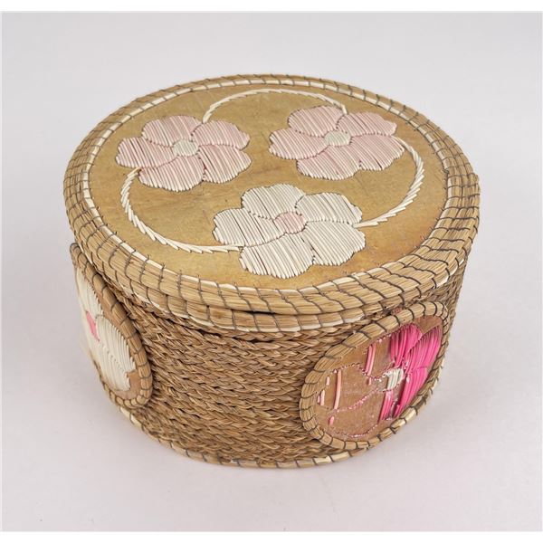 Antique Ojibwe Indian Birch Bark Quilled Box