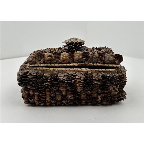 Louisiana Coushatta Indian Pinecone Basket