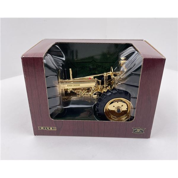 ERTL John Deere Tractor Model A 15569A Toy