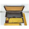 Image 5 : Chinese Butterscotch Bakelite Mahjong Set