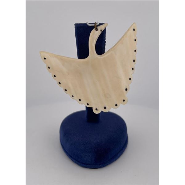 Alaskan Inuit Eskimo Carving Pendant