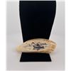 Image 1 : Scrimshaw Alaskan Inuit Eskimo Whale Tooth