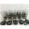 Image 2 : Smokey Glassware Set