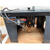 Image 2 : Router and Table