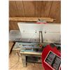 Image 2 : DELTA 6 1/8" Variable Speed Bench Jointer/Planer