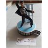 Image 8 : Three Musical Elvis Collector Ornaments - One Lights Up