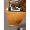 Image 8 : wooden RCA Victor record player works