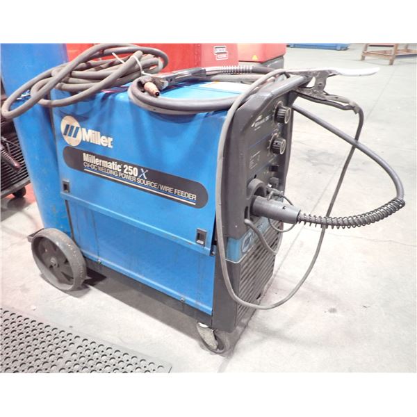 Miller Millermatic 250X Welder