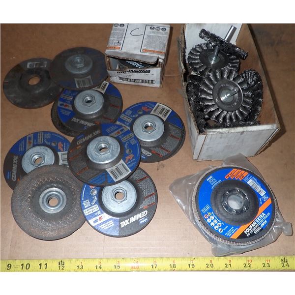 Lot of Cutoff Wheels / Wire Wheels +++