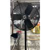 Image 2 : 82"H Floor Fan - Model NSC-243