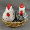 Image 6 : Vintage Chickens In A Basket Salt and Pepper Shakers