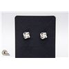 Image 1 : 0.25 CZ CENTER RIBBON STYLE EARRINGS STAMPED 925