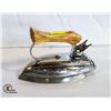 Image 1 : VINTAGE ELECTRIC IRON