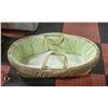 Image 1 : WOVEN WICKER BASSINET/BASKET/DRESSING MOSES STYLE