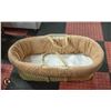 Image 1 : WOVEN WICKER BASSINET/BASKET/DRESSING MOSES STYLE