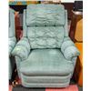 Image 1 : LAZY BOY RECLINER- 40" X 37" X 29"