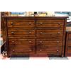 Image 2 : SOLID DARK WOOD 6-DRAWER DRESSER AND