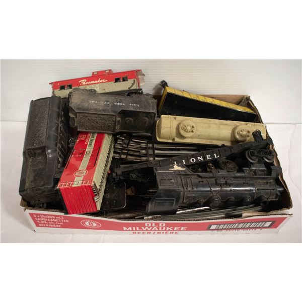 ANTIQUE LIONEL TRAIN SET-ESTATE