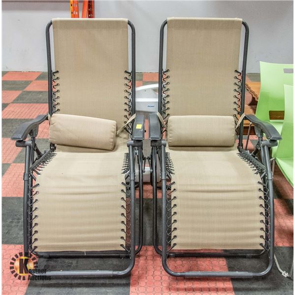 2 ZERO GRAVITY CHAIRS