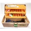 Image 1 : OLD PAL FISHING BOX WITH NEW AND USED LURES