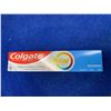 Image 2 : Colgate Total Whitening Toothpaste (4 x 170ml)