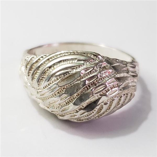 Silver Ring (~Size 7)(Ring is resizable for $40) (~length 0inches) (~weight 3.84g), Suggested Retail