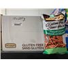 Image 1 : CASE LOT - Snyder's Pretzel Sticks 12 x 220g