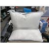 Image 2 : Sealy Pillows Lot of 2