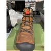 Image 3 : Keen Pyrenees Women's Hiking Boots Size 8 Syrup